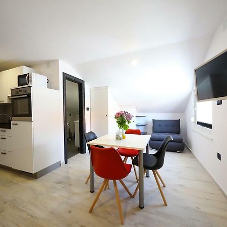 זאדאר Apartman Sofia מראה חיצוני תמונה