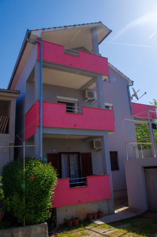 זאדאר Apartman Sofia מראה חיצוני תמונה