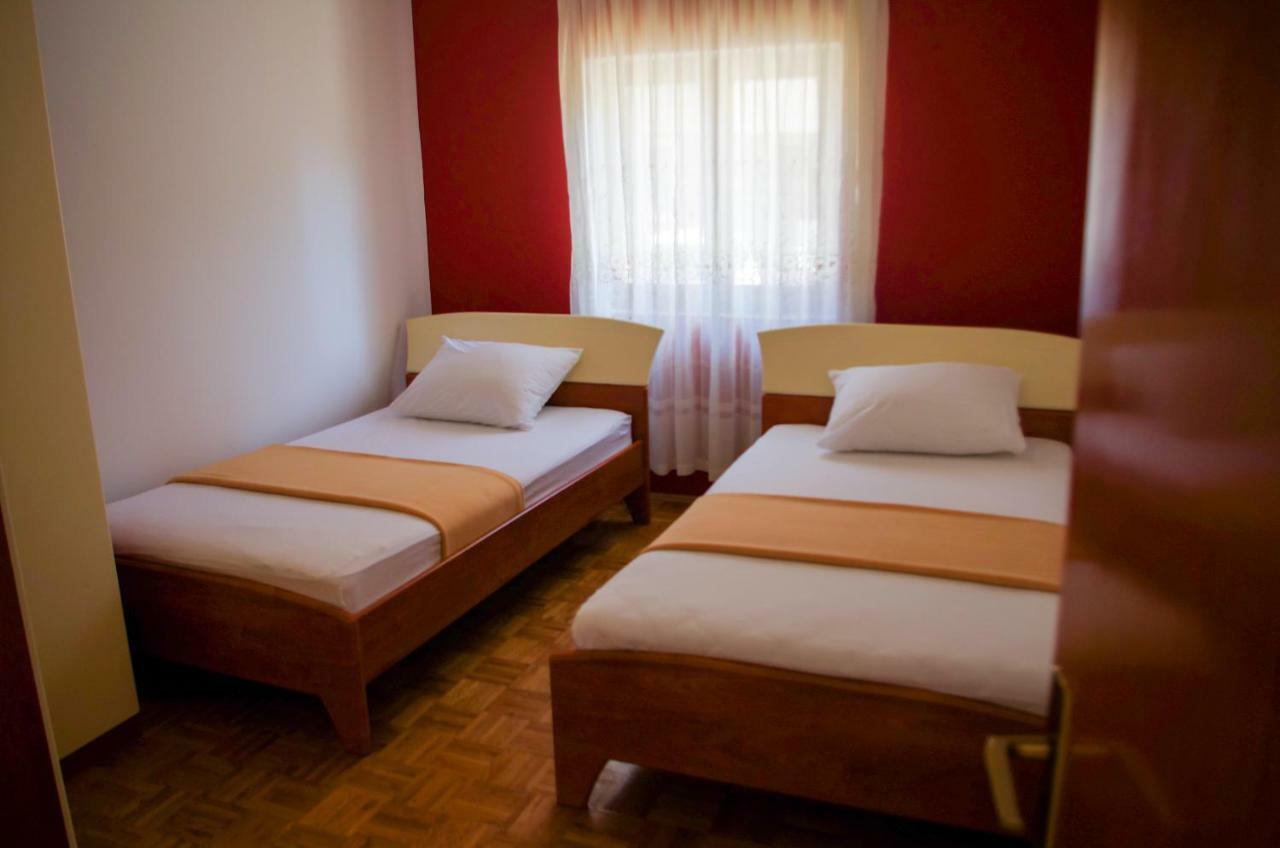 זאדאר Apartman Sofia מראה חיצוני תמונה