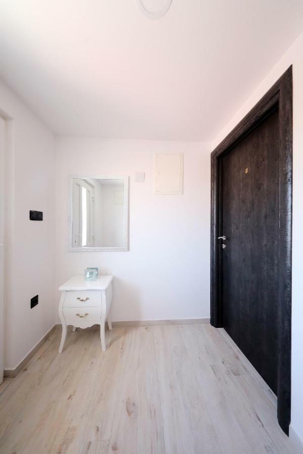 זאדאר Apartman Sofia מראה חיצוני תמונה