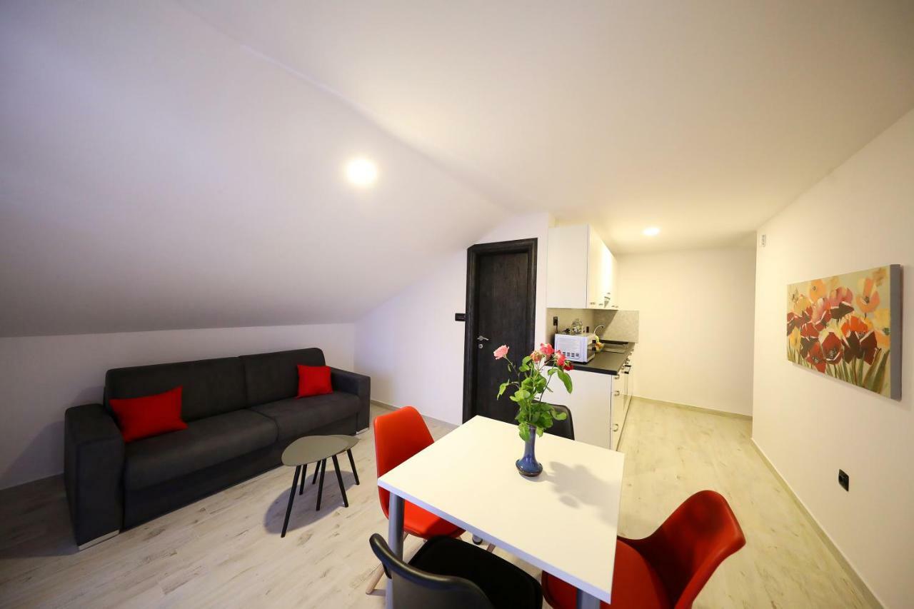זאדאר Apartman Sofia מראה חיצוני תמונה