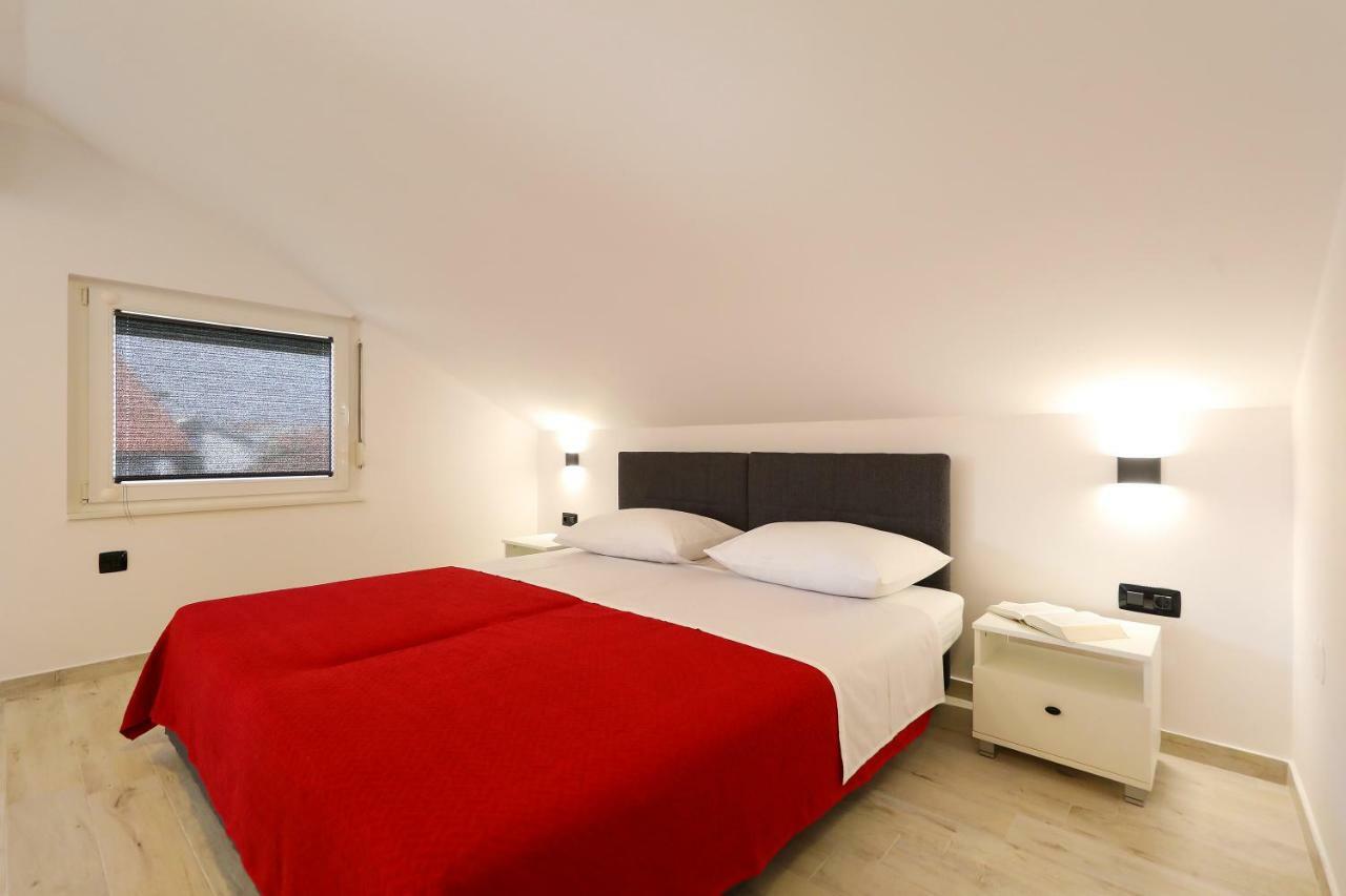 זאדאר Apartman Sofia מראה חיצוני תמונה