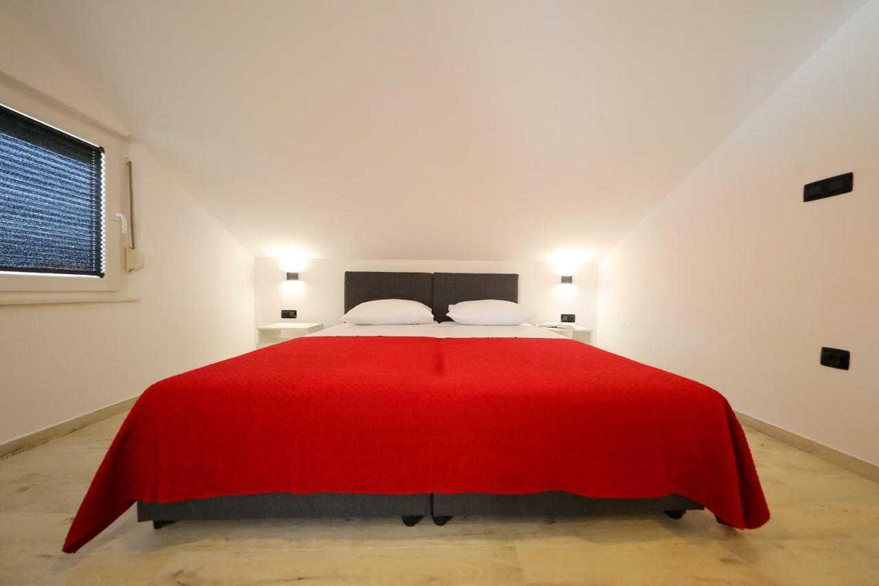 זאדאר Apartman Sofia מראה חיצוני תמונה