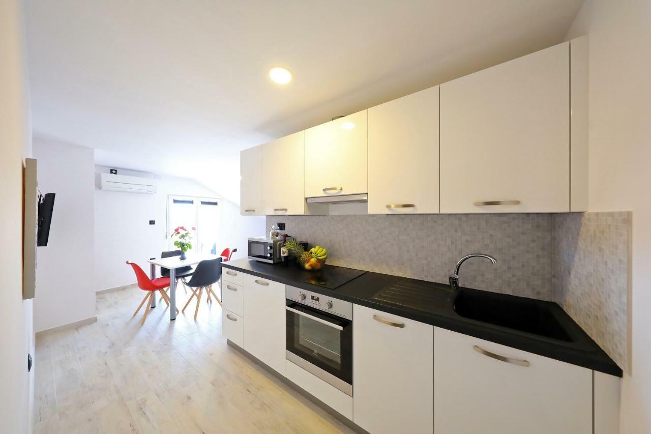 זאדאר Apartman Sofia מראה חיצוני תמונה